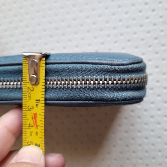 Prada Vitello Grain wallet. Authentic - Picture 9 of 13